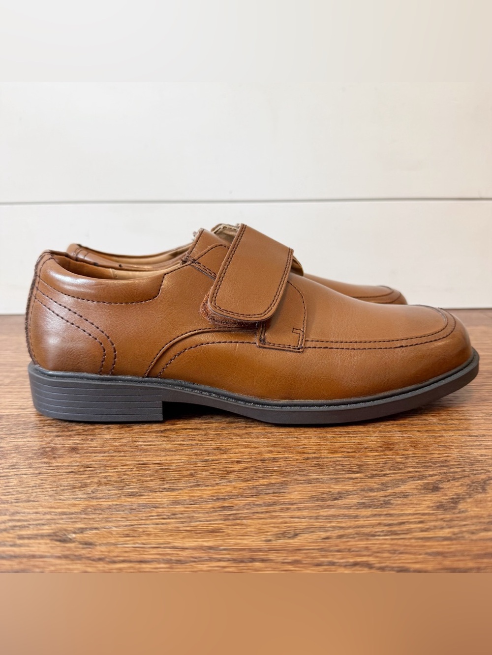 Florsheim | Berwyn Jr. II Boys Cognac Leather Dress Shoes Size 7 Youth